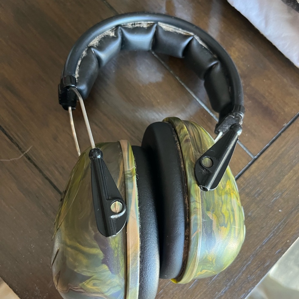 Stihl Camo Hearing Protection  Ear Muffs  Camouflage